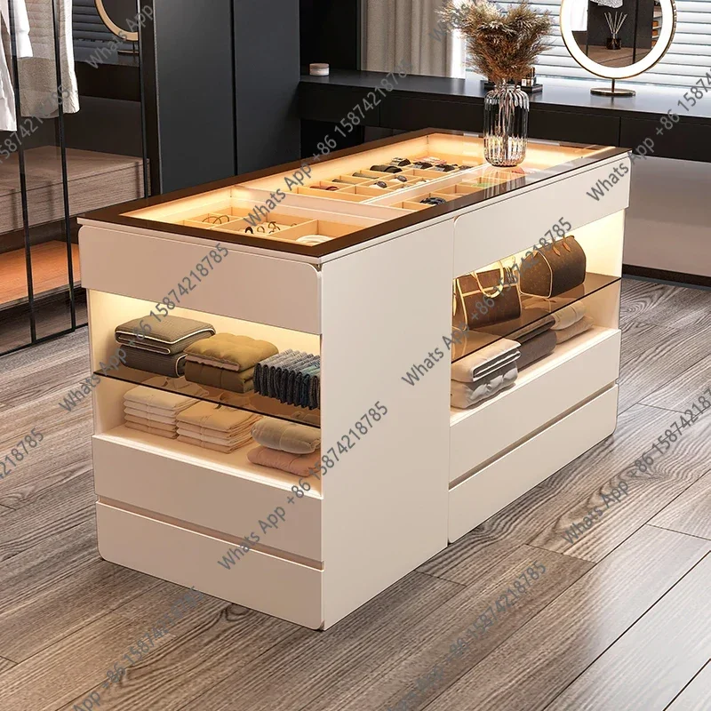 Z. A. Furniture - XX Z Lichte luxe, hoogwaardige luxe