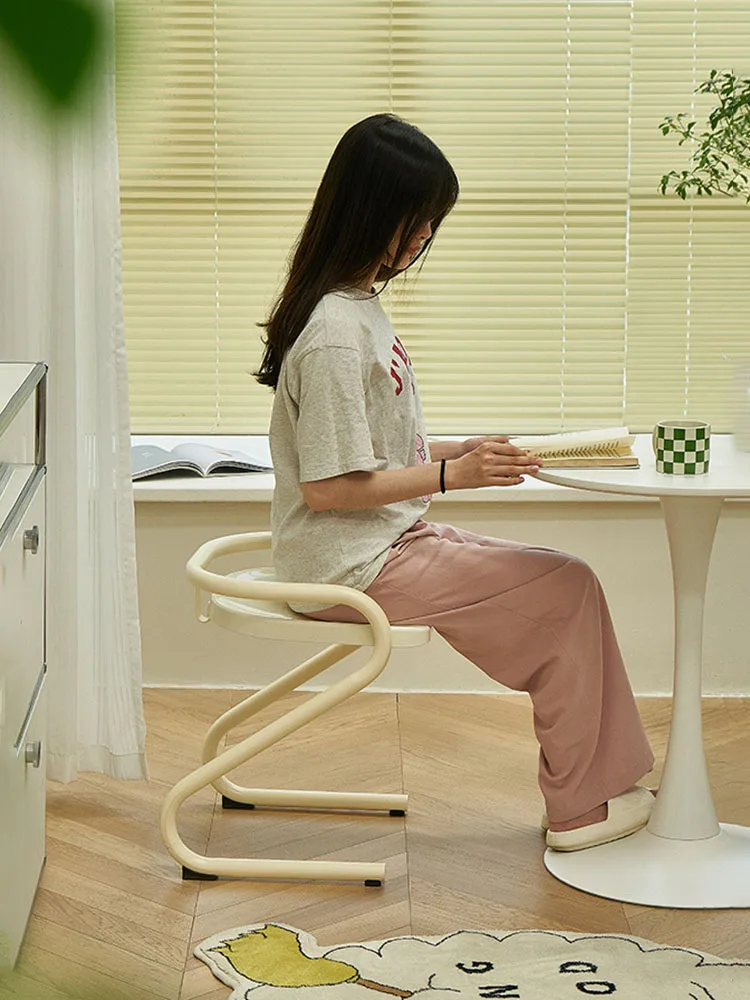 Moderne koffiekrukken Woonkame - Z. A. Furniture recensie en prijs
