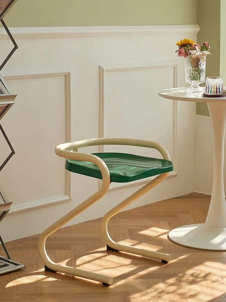 Moderne koffiekrukken Woonkame - Z. A. Furniture recensie en prijs